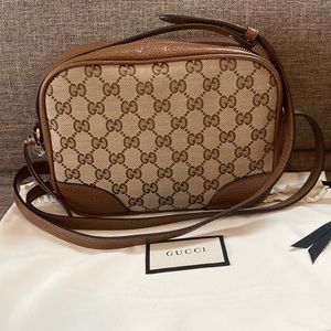 Gucci Crossbody Canvas Camera Bag!